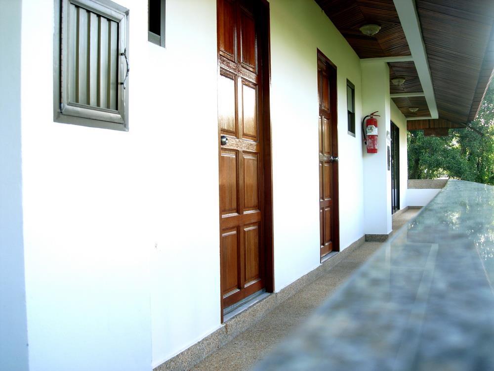 Waree'S Guesthouse Phuket Eksteriør billede